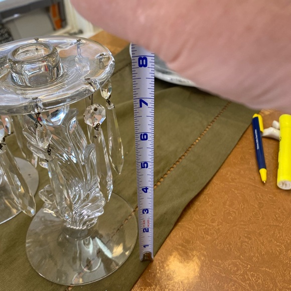 Crystal Wave Teardrop Candleholder - Picture 2 of 3